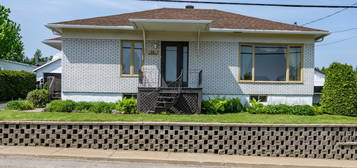 35, Rue Maisonneuve
Saint-Hilarion