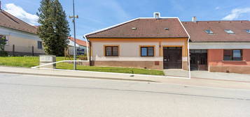 Prodej  rodinného domu 144 m², pozemek 626 m²