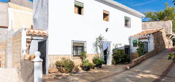 Casa o chalet independiente en venta en calle Trigo, 26