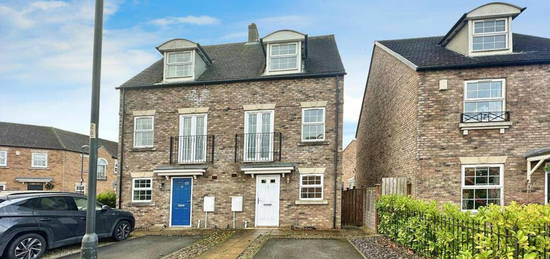 3 bedroom semi-detached house