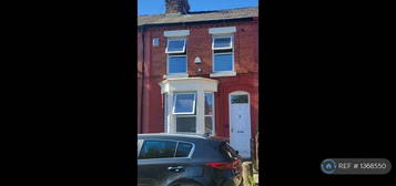 3 bedroom terraced house