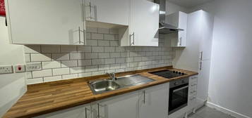 2 bed flat to rent