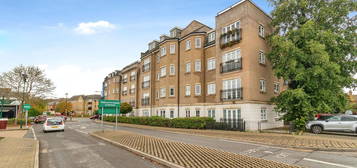 Flat for sale in Magnon Court, Lake Street, Leighton Buzzard, Bedfordshire LU7