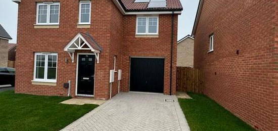 3 bedroom detached house