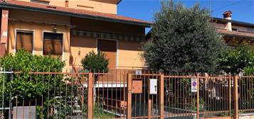 Villa a schiera via Bernardino Luini 32, Rescaldina