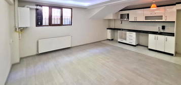 AMLIK CADDES CVARI 5 YILLIK 2+1 80 M2 BAHE KATI DARE