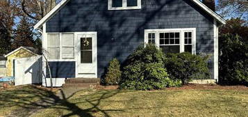 1808 Washington St, Braintree, MA 02184