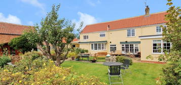 3 bed detached house for sale