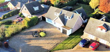 4 bedroom detached house to rent