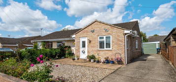 3 bed semi-detached bungalow for sale