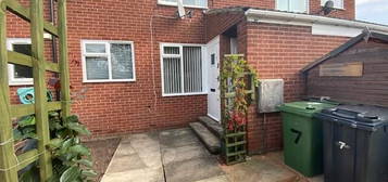 1 bedroom ground floor flat