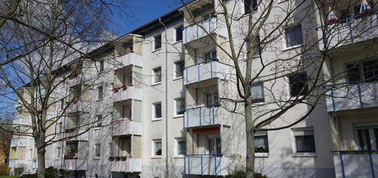 Gemütliche teilsanierte Wohnung mit Balkon in Südlage