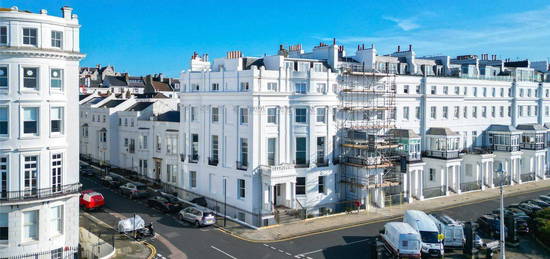 Flat to rent in Chichester House, Chichester Terrace, Brighton, East Sussex BN2