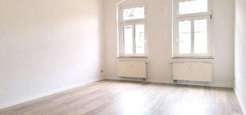 !! 3-Zimmer-Wohnung mit Balkon und PKW-Stellplatz !!