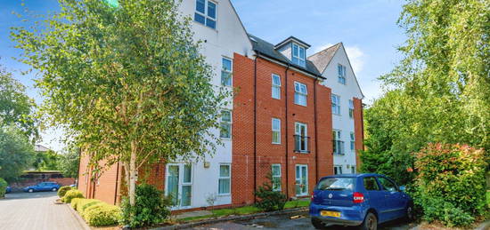 Flat for sale in Archers Road, Southampton, Hampshire SO15