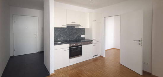 PROVISIONSFREI | Balkon | zentrale 2 Zimmer Wohnung | ab sofort