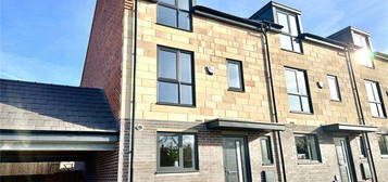 3 bed end terrace house to rent