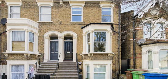 Flat to rent in Copleston Road, Peckham Rye, London SE15