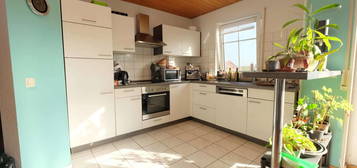 Fantastische 2ZKB-DG-Wohnung, ca. 64 m², sonniger Balkon, Garten plus Stellplatz, ab 1.1.2025 zu ver