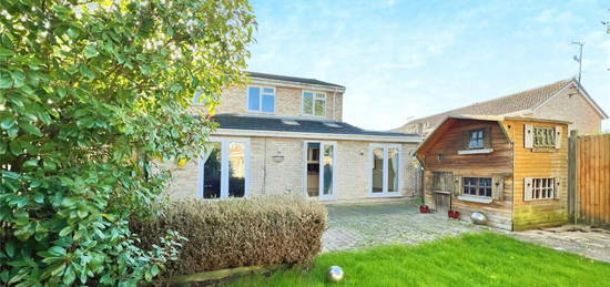 4 bedroom semi-detached house