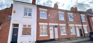 Terraced house to rent in Muriel Road, Leicester LE3