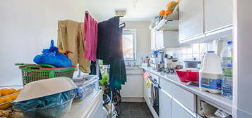 2 bed flat to rent