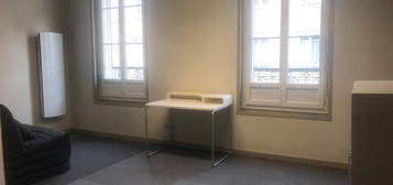 Studio 25m² rue Hoche à Angers