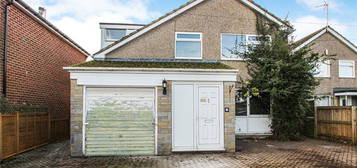 5 bed detached house for sale