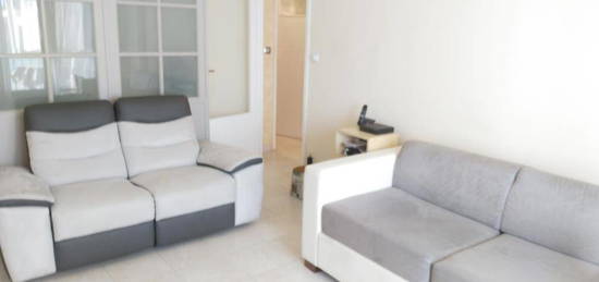 Studio meublé  à louer, 1 pièce, 33 m², Balcon