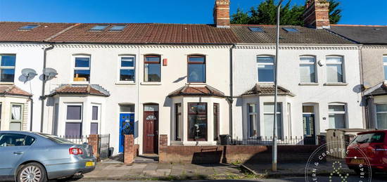 3 bed terraced house for sale