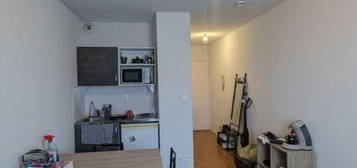 Studio 1 pièce 18 m²