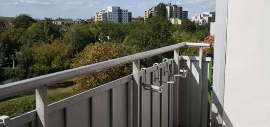 2,5-Raum-Wohnung mit Balkon im Zentrum von Porz