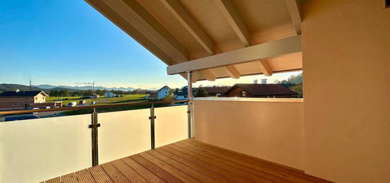 EINZIEHEN UND WOHLFÜHLEN- Neubau 3- Zimmer Dachgeschosswohnung mit Bergblick in Peiting