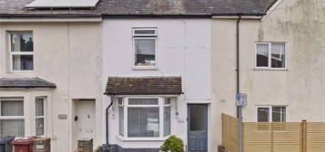 2 bed terraced house for sale