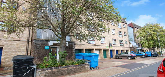 Flat for sale in St. James Close, Norwich NR3