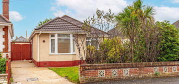 2 bedroom detached bungalow to rent