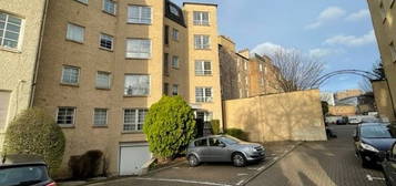 Flat to rent in James Square Caledonian Crescent, Dalry, Edinburgh EH11