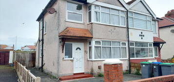 3 bedroom semi-detached house