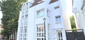 PURNHAGEN-IMMOBILIEN -  Renovierte 1-Zimmer-Wohnung mit Balkon in zentraler Lage von Bremen-Vegesack