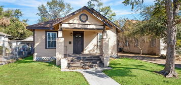 2812 Elser St, Houston, TX 77009