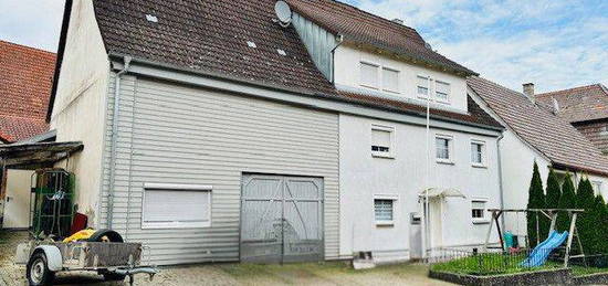 Einfamilienhaus mit Scheune in Horb-Betra