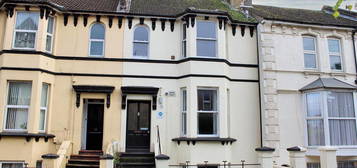 8 bedroom terraced house for sale