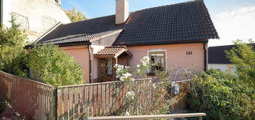 Prodej  chalupy 55 m², pozemek 109 m²