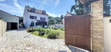 Maison  à vendre, 8 pièces, 5 chambres, 150 m²