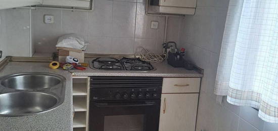 Piso en venta en calle Algorta, 9