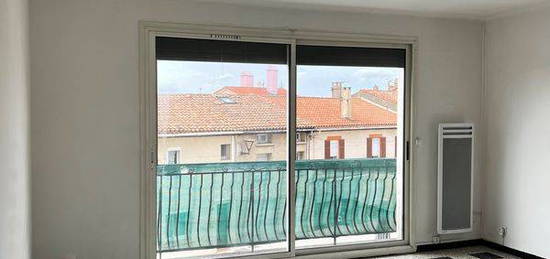 STUDIO 40m² + PARKING PRIVÉ 500