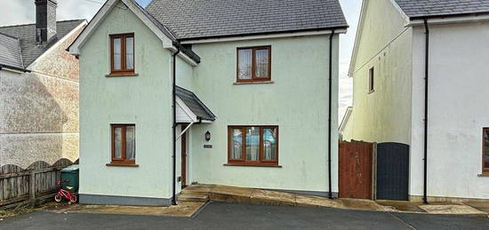 Detached house for sale in Croeslan, Llandysul SA44