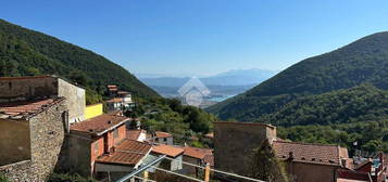 CASA DI CORTE A LA SPEZIA