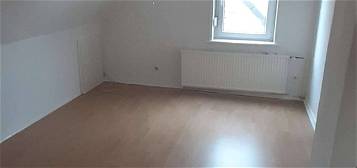 3-Zimmer-DG-Wohnung mit Einbauküche in Freden (Leine)