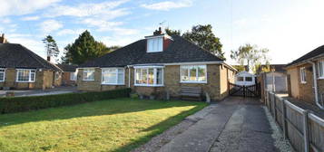 3 bedroom semi-detached bungalow for sale